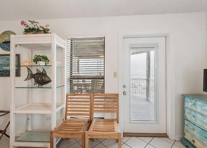 New! Private Patio And Stunning Views! Gulf Shores