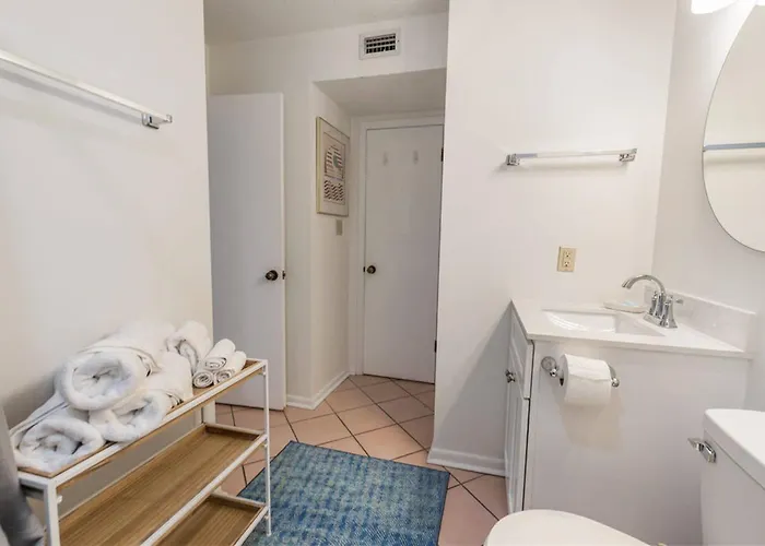 Apartment New! Private Patio And Stunning Views! Gulf Shores